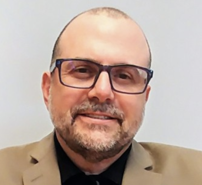 University of Ottawa Professor Melts Down at #HandsOffVenezuela Presentation